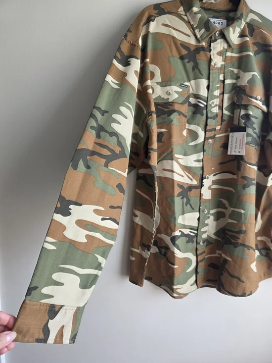 NWT Poncho Outdoors The Deep Search Performance Fishing Shirt - Camo - XL - Picture 7 of 17